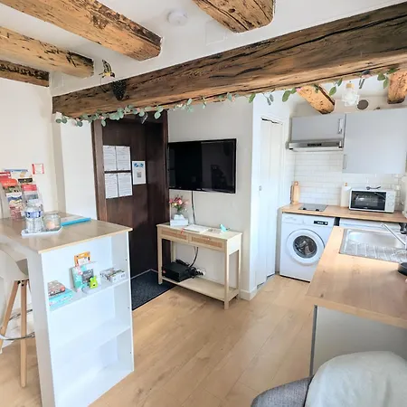 Le Nid D'hirondelle Apartment